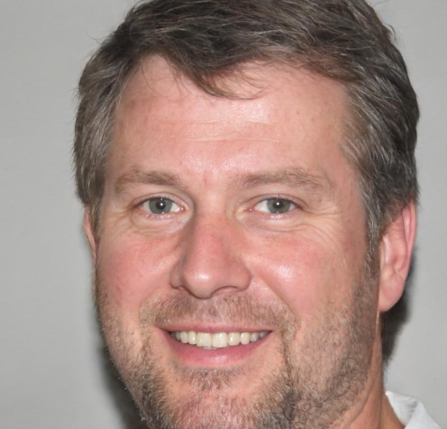 Thaddeus Cromwell, Head of Financial Analytics